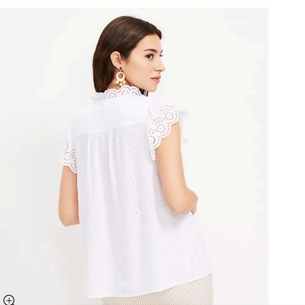 Scalloped Eyelet Ruffle Top - Picture 3 of 5